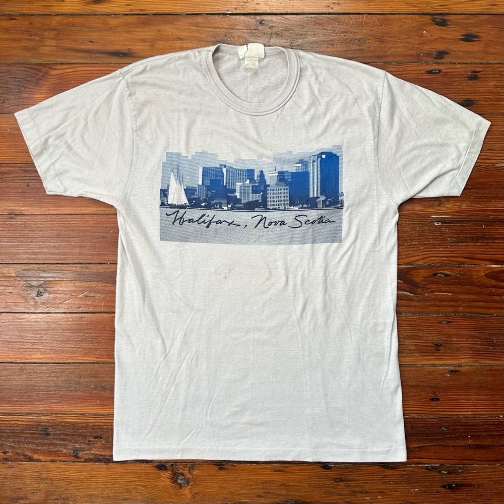 Vintage early 80s Freestyle Sportswear Halifax Nova Scotia skyline tourist t XL
